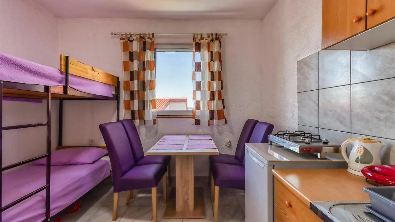 Apartments Lukic Gornji Karin